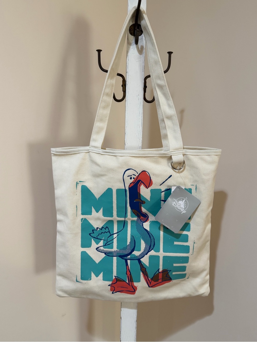 NEW DISNEY PARKS NEMO “MINE MINE MINE” SEAGULLS STURDY LARGE TOTE BAG IN WHITE